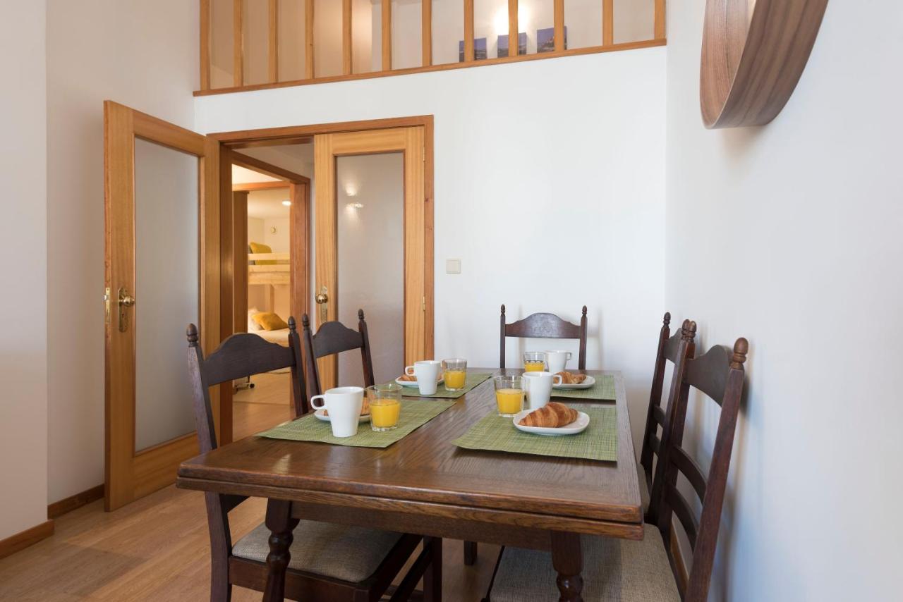 Lovelystay - The Porto Getaway Duplex - Free Parking エクステリア 写真